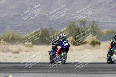 media/Dec-07-2025-CVMA (Sun) [[3e7d2de5dc]]/Race 8-Middleweight Shootout/